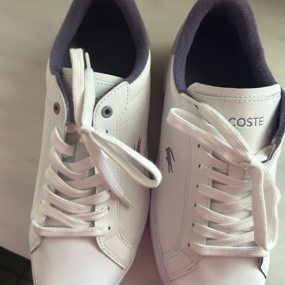 Lacoste Women's White and Purple Sneakers
